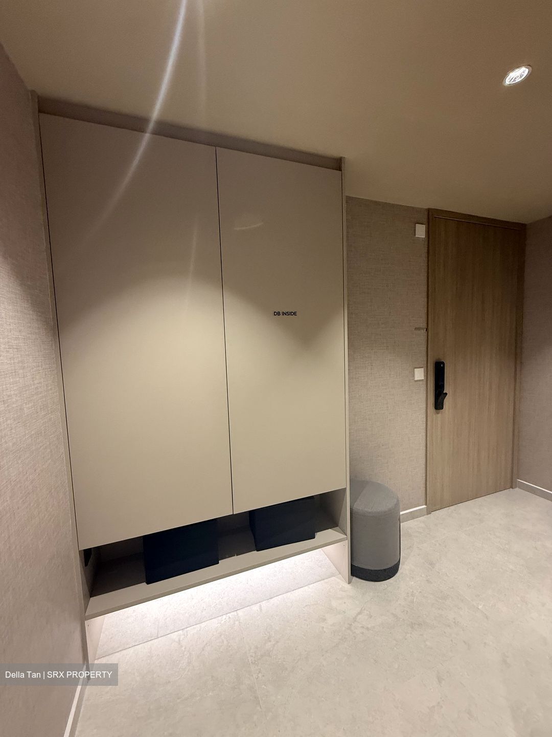 River Modern (D9), Apartment #528374151